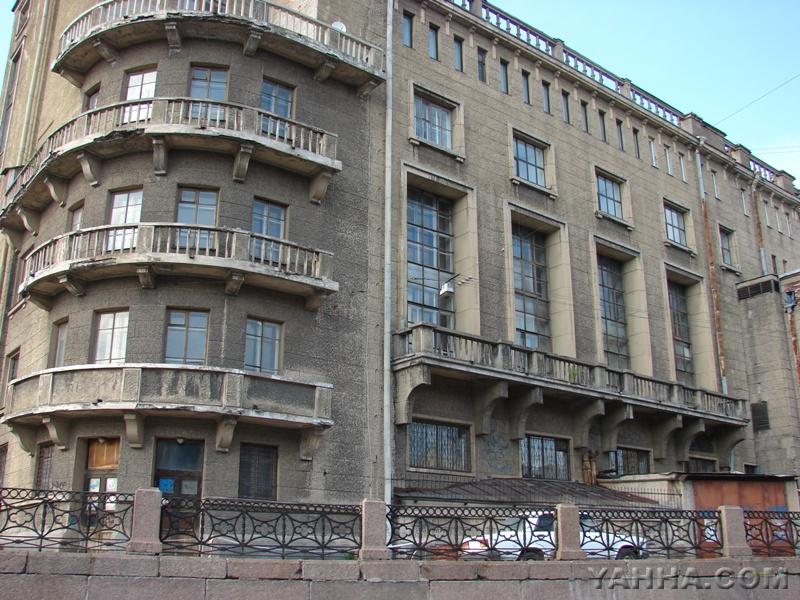 Дк Связи. Ул. Большая Морская, д. 58. Фото сделано 25.07.2010.